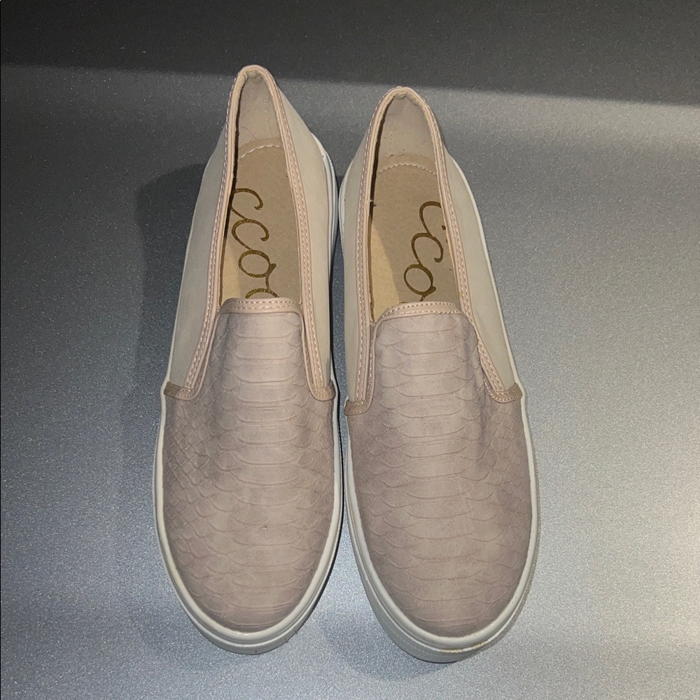 Ccocci Blush Textured Slip-On Shoes